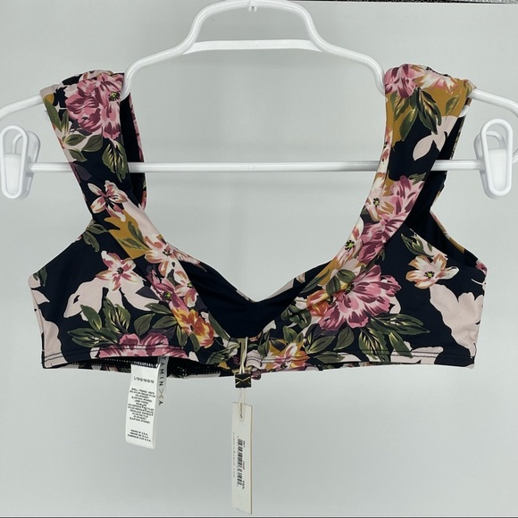 VITAMIN A NWT CAPRI CAP SLEEVE BIKINI TOP AND ROSIE CHEEKY SWIMSUIT BLACK PINK L - Picture 5 of 16